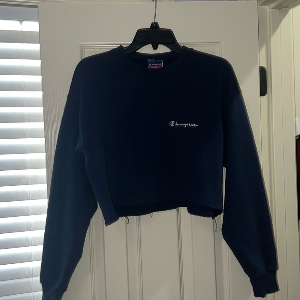 Cropped Champion sweatshirt